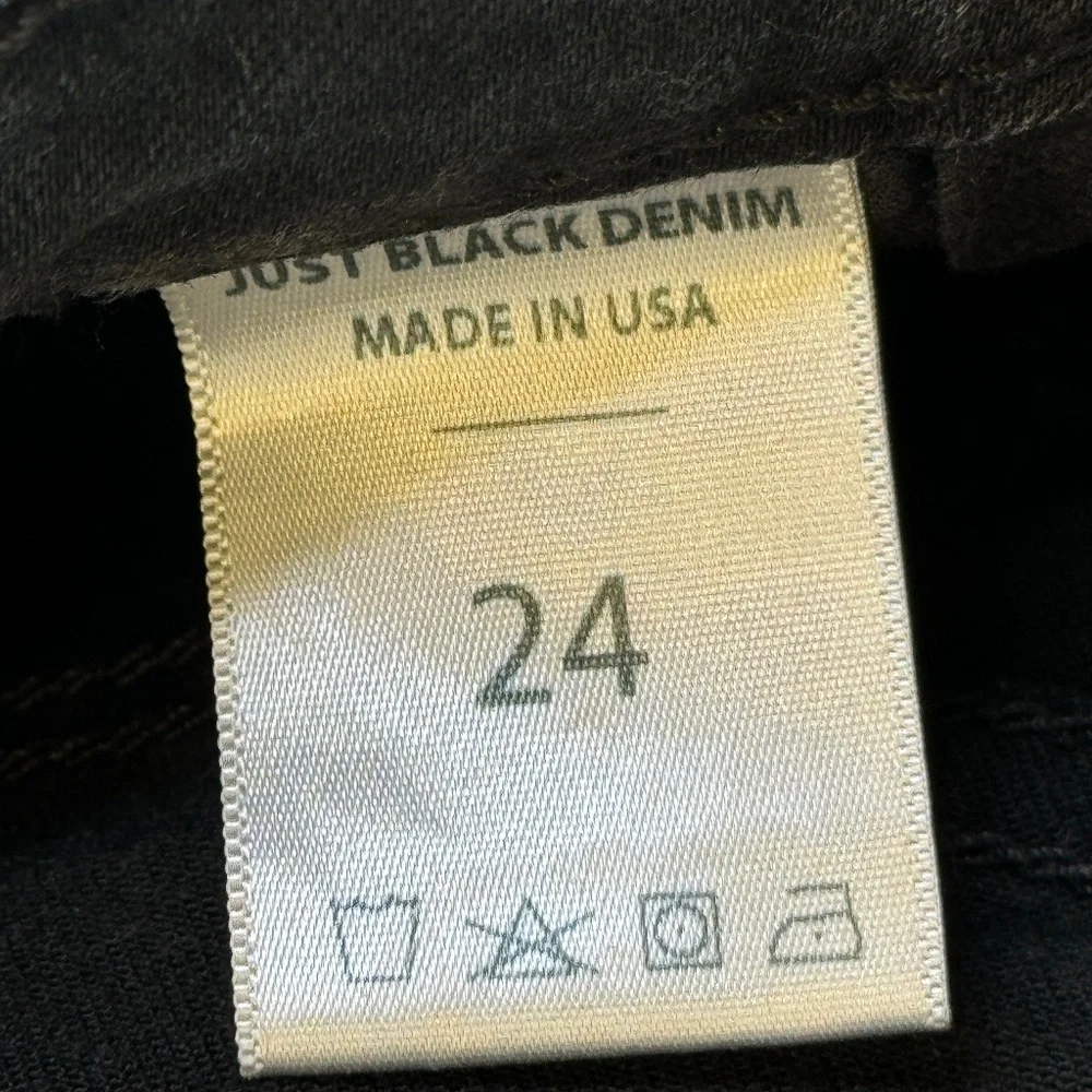Just Black Denim | Mid Rise Form Fitting Slight Stretch Chic Skinny Jeans
